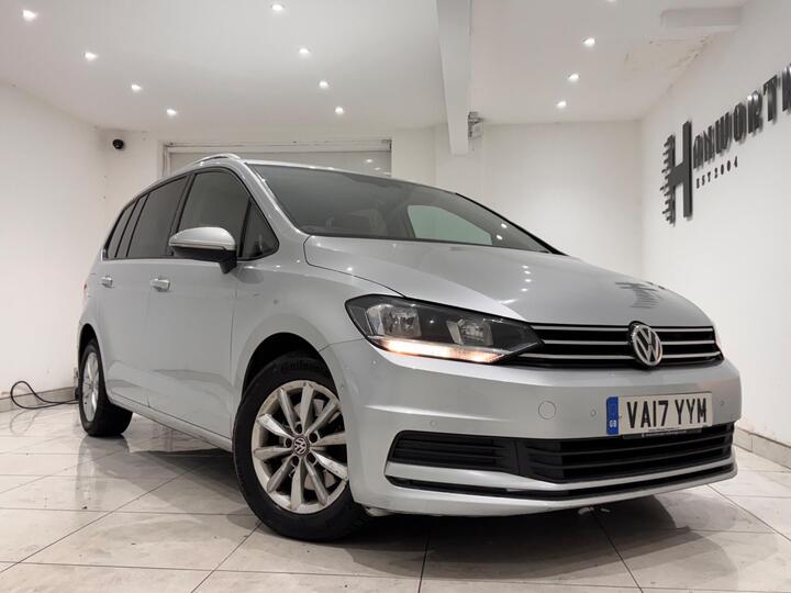 Volkswagen Touran 1.6 TDI BlueMotion Tech SE DSG Euro 6 (s/s) 5dr