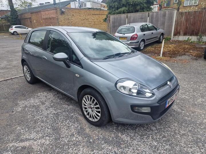 Fiat Punto Evo 1.4 Dynamic Euro 5 (s/s) 5dr Fiat Punto Evo 1.4 Dynamic Euro 5 (s/s) 5dr