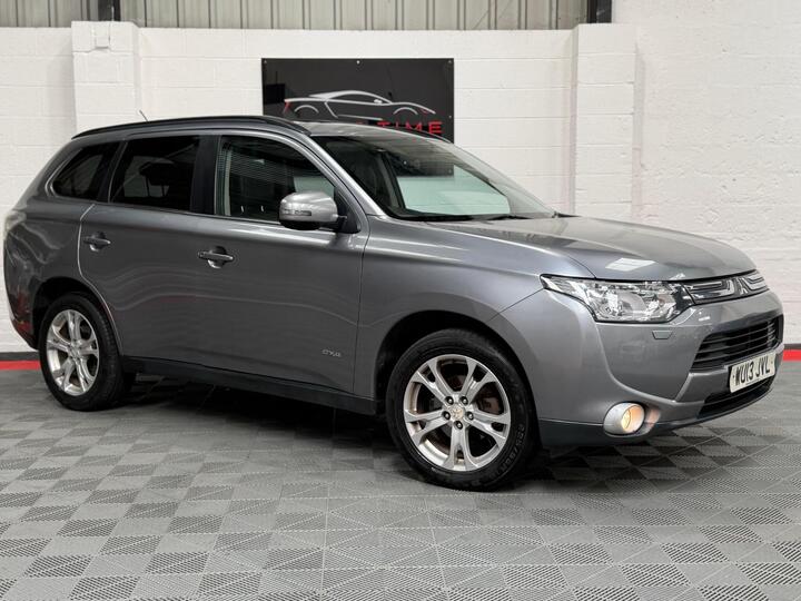 Mitsubishi Outlander 2.2 DI-D GX4 Auto 4WD Euro 5 (s/s) 5dr Mitsubishi Outlander 2.2 DI-D GX4 Auto 4WD Euro 5 (s/s) 5dr