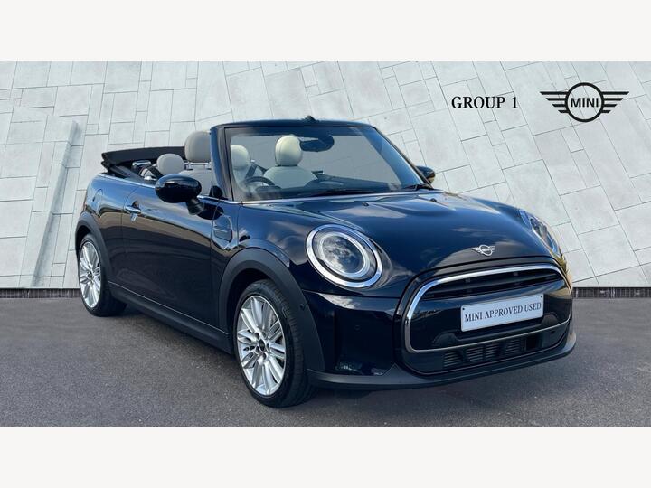 MINI Convertible 1.5 Cooper Exclusive Euro 6 (s/s) 2dr MINI Convertible 1.5 Cooper Exclusive Euro 6 (s/s) 2dr