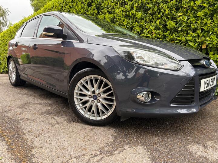 Ford Focus 1.6 Zetec Euro 5 5dr