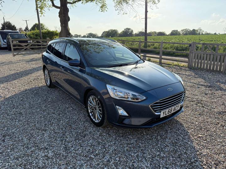 Ford FOCUS 1.0T EcoBoost Titanium X Auto Euro 6 (s/s) 5dr