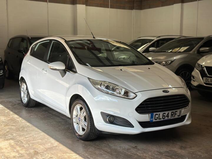 Ford Fiesta 1.0T EcoBoost Zetec Euro 5 (s/s) 5dr