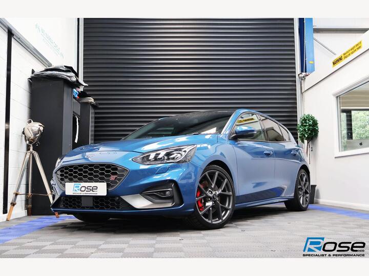 Ford Focus 2.3T EcoBoost ST Euro 6 (s/s) 5dr