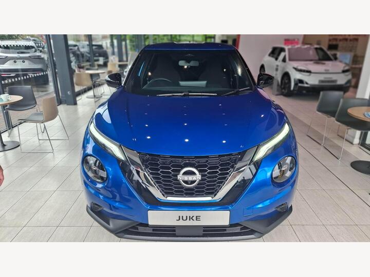 Nissan Juke 1.6 N-Connecta Auto Euro 6 5dr