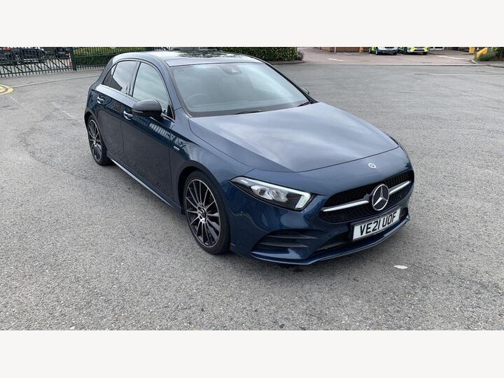 Mercedes-Benz A-CLASS 2.0 A200d Exclusive Edition 8G-DCT Euro 6 (s/s) 5dr