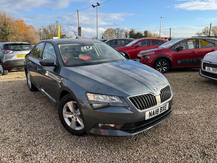 Skoda SUPERB 1.6 TDI S Euro 6 (s/s) 5dr Skoda SUPERB 1.6 TDI S Euro 6 (s/s) 5dr