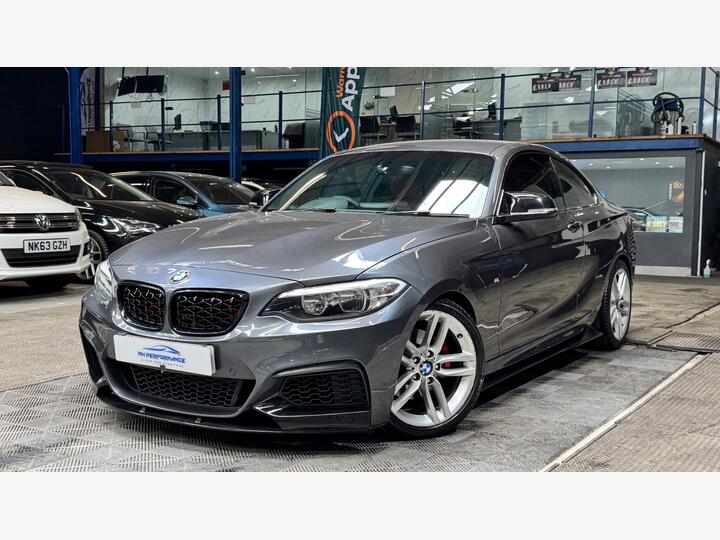 BMW 2 Series 2.0 220i M Sport Auto Euro 6 (s/s) 2dr