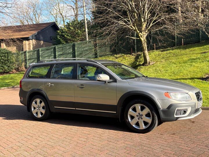 Volvo XC70 2.4 D5 SE Sport Geartronic AWD Euro 4 5dr