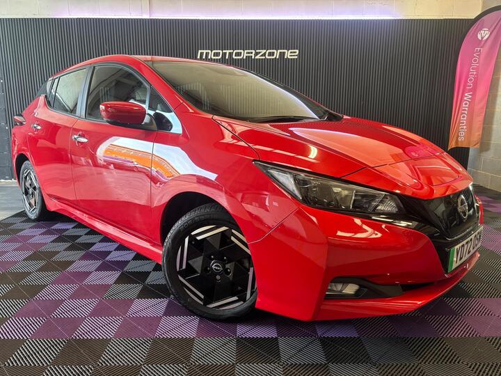 Nissan Leaf 39kWh Acenta Auto 5dr