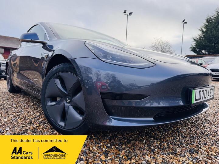 Tesla Model 3 Standard Range Plus Auto RWD 4dr