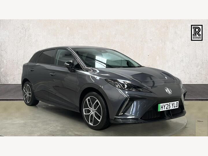 MG MG4 EV 64kWh Trophy Long Range Auto 5dr
