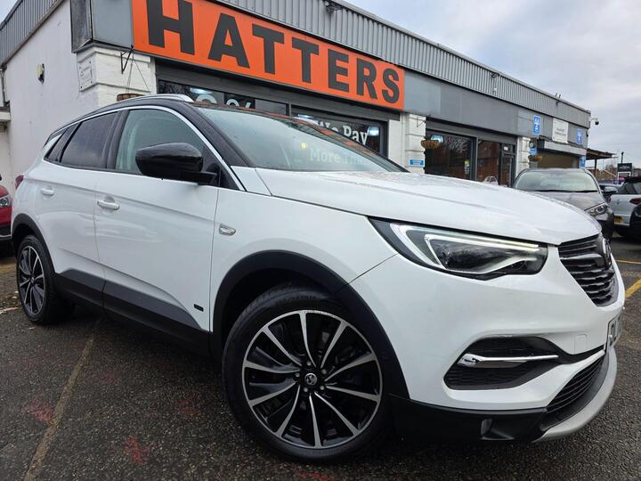 Vauxhall Grandland X 1.6 13.2kWh Ultimate Nav Auto 4WD Euro 6 (s/s) 5dr Hybrid4