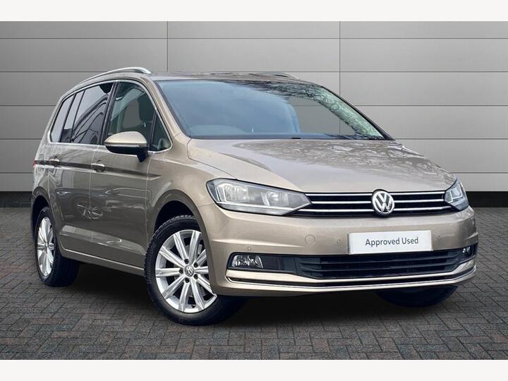Volkswagen Touran 1.5 TSI EVO SEL DSG Euro 6 (s/s) 5dr Volkswagen Touran 1.5 TSI EVO SEL DSG Euro 6 (s/s) 5dr