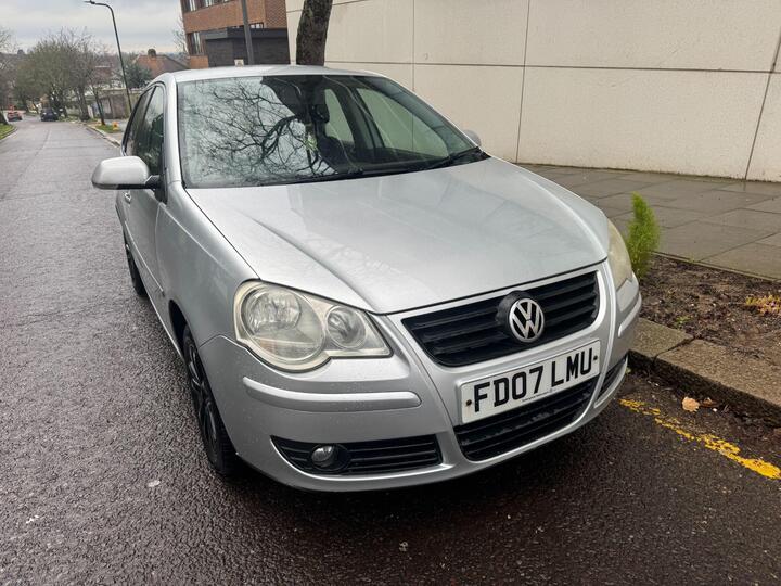 Volkswagen Polo 1.4 S 5dr