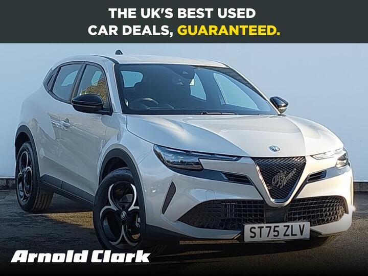 Alfa Romeo Junior 1.2 MHEV Ibrida E-DCT Euro 6 (s/s) 5dr