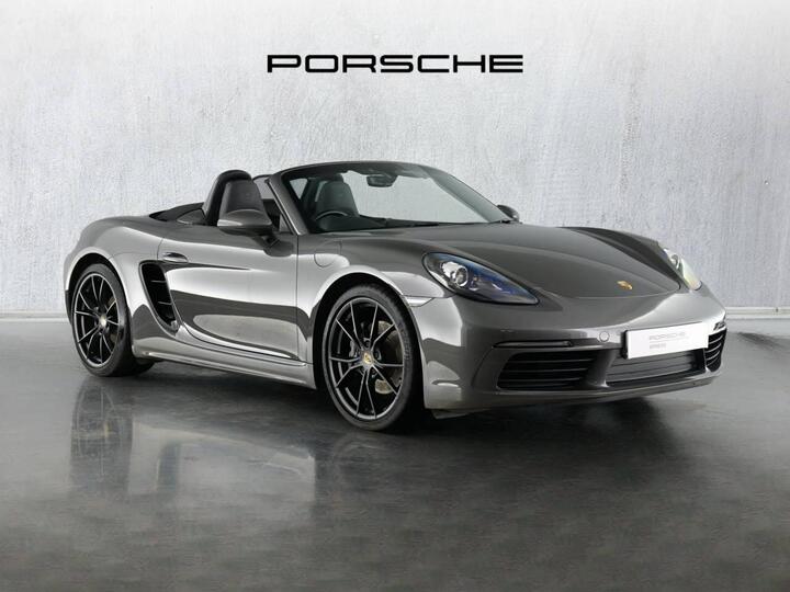 Porsche 718 Boxster 2.0T PDK Euro 6 (s/s) 2dr Porsche 718 Boxster 2.0T PDK Euro 6 (s/s) 2dr