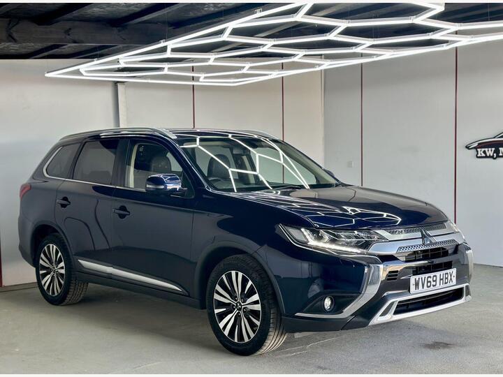 Mitsubishi OUTLANDER 2.0 MIVEC Exceed CVT 4WD Euro 6 (s/s) 5dr