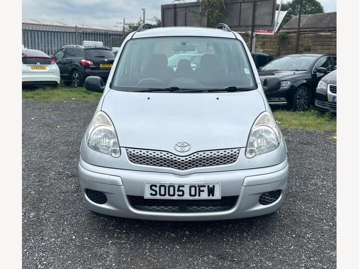 Toyota Yaris Verso 1.3 VVT-i T3 5dr Toyota Yaris Verso 1.3 VVT-i T3 5dr