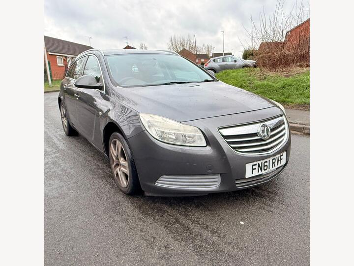 Vauxhall Insignia 2.0 CDTi Exclusiv Sports Tourer Auto Euro 5 5dr Vauxhall Insignia 2.0 CDTi Exclusiv Sports Tourer Auto Euro 5 5dr
