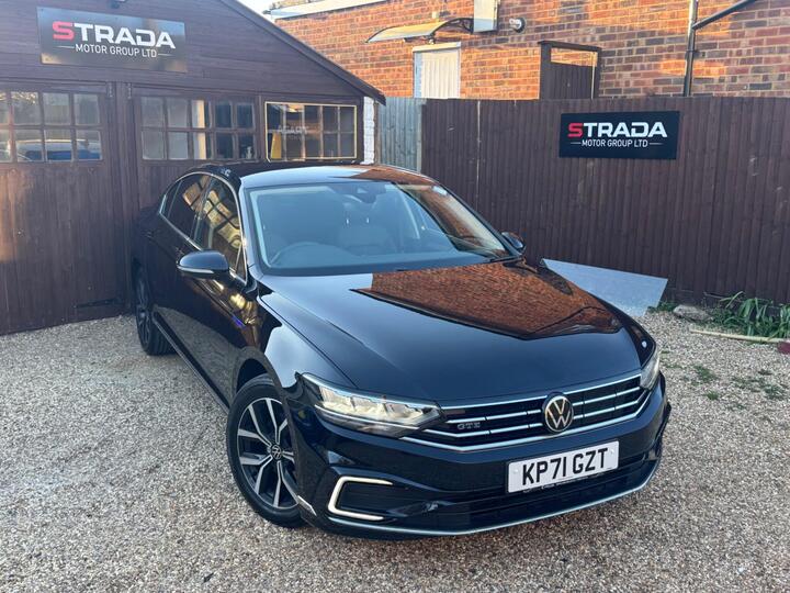 Volkswagen Passat 1.4 TSI 13kWh GTE DSG Euro 6 (s/s) 4dr