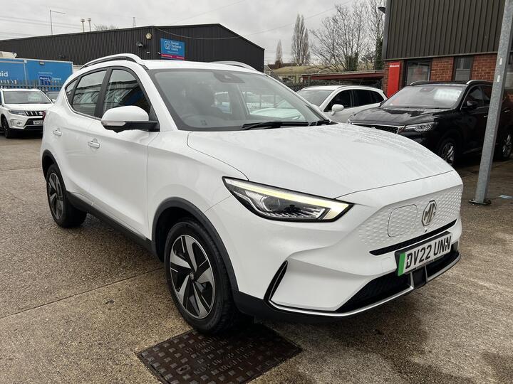 MG MG ZS 51.1kWh Trophy Auto 5dr
