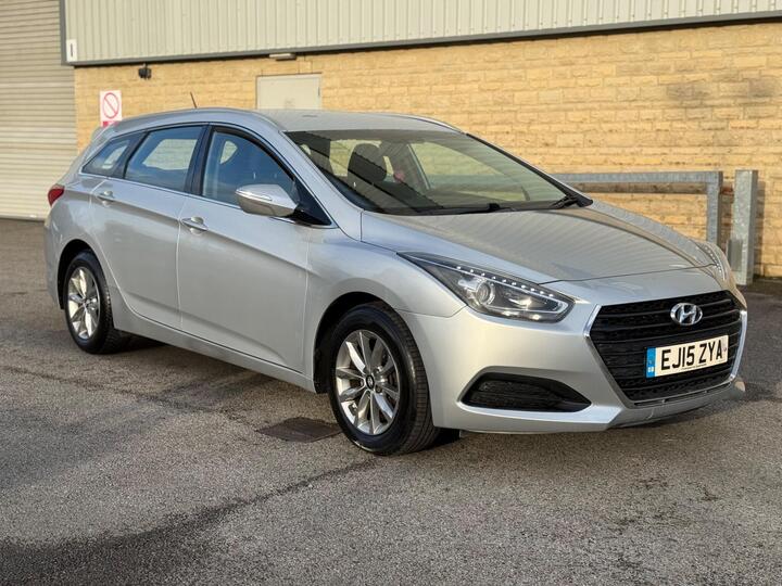 Hyundai I40 1.7 CRDi Blue Drive S Tourer Euro 6 (s/s) 5dr Hyundai I40 1.7 CRDi Blue Drive S Tourer Euro 6 (s/s) 5dr