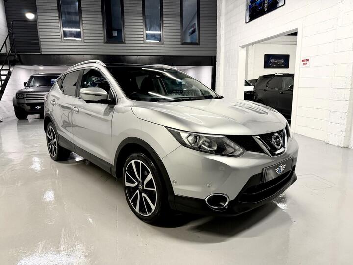 Nissan QASHQAI 1.6 DCi Tekna 4WD Euro 6 (s/s) 5dr