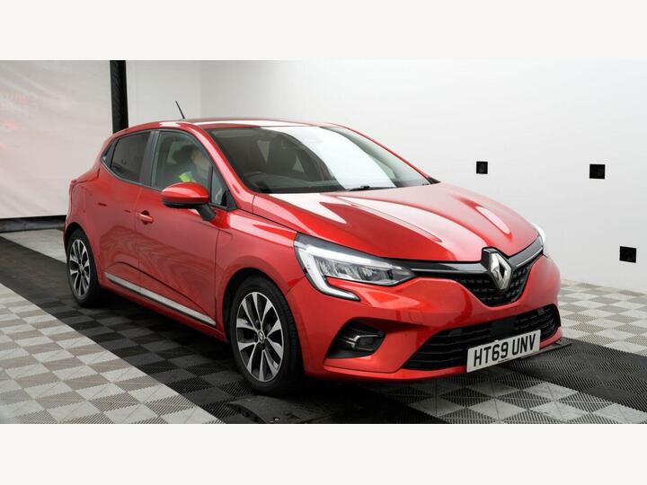 Renault CLIO 1.0 TCe Iconic Euro 6 (s/s) 5dr Renault CLIO 1.0 TCe Iconic Euro 6 (s/s) 5dr
