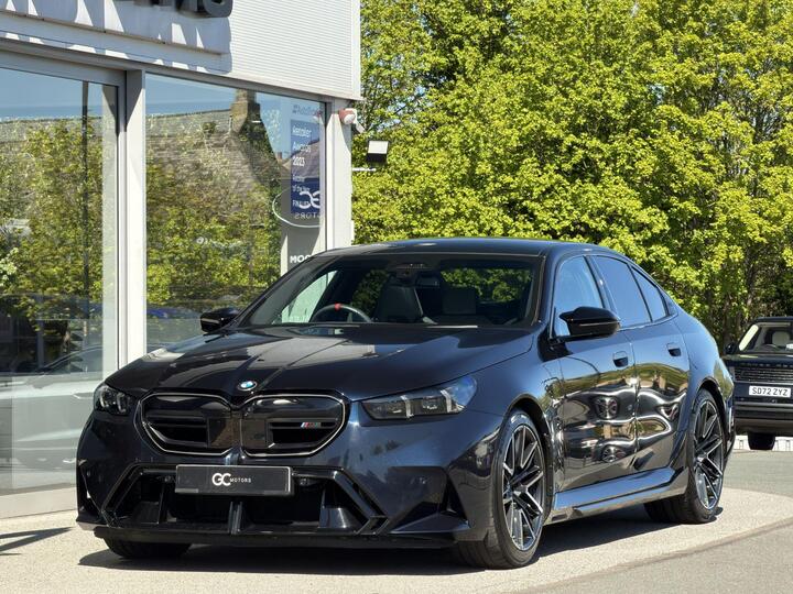 BMW M5 4.4 22.1kWh Steptronic XDrive Euro 6 (s/s) 4dr
