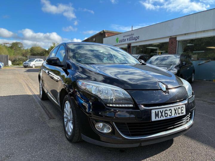 Renault MEGANE 1.5 DCi Dynamique TomTom Euro 5 (s/s) 5dr