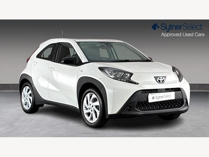 Toyota AYGO X 1.0 VVT-i Pure X-shift Euro 6 (s/s) 5dr Toyota AYGO X 1.0 VVT-i Pure X-shift Euro 6 (s/s) 5dr