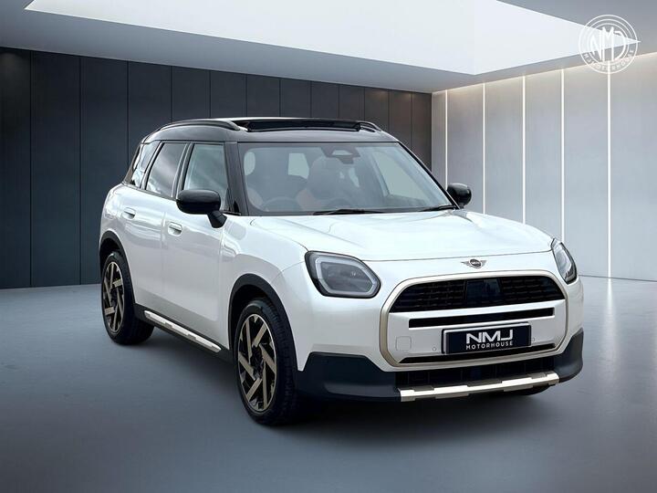 MINI COUNTRYMAN 1.5C MHEV Exclusive Auto Euro 6 (s/s) 5dr MINI COUNTRYMAN 1.5C MHEV Exclusive Auto Euro 6 (s/s) 5dr