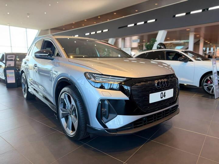 Audi Q4 E-tron 45 Black Edition Auto 5dr 82kWh
