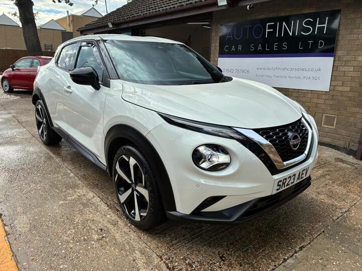 Nissan JUKE 1.0 DIG-T Tekna Euro 6 (s/s) 5dr