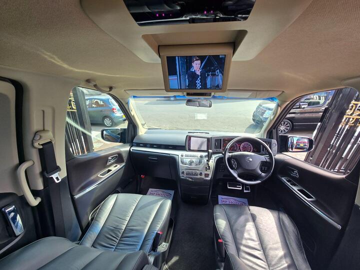 Nissan Elgrand 2.5 RIDER AUTEC TOP SPEC Nissan Elgrand 2.5 RIDER AUTEC TOP SPEC