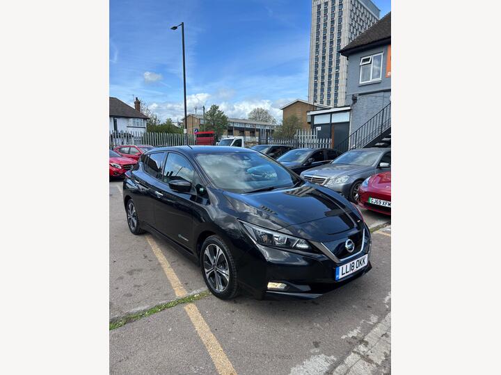 Nissan Leaf 40kWh N-Connecta Auto 5dr