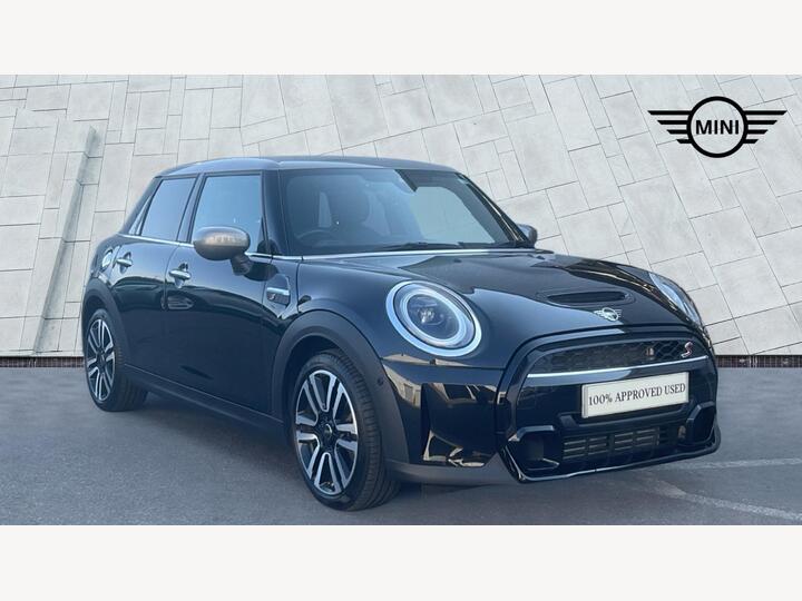 MINI Hatch 2.0 Cooper S Exclusive Steptronic Euro 6 (s/s) 5dr