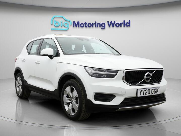 Volvo XC40 1.5 T3 Momentum Auto Euro 6 (s/s) 5dr