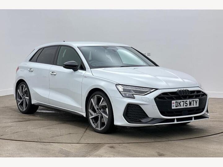 Audi A3 Sportback 1.5 TFSI Black Edition Sportback S Tronic Euro 6 (s/s) 5dr