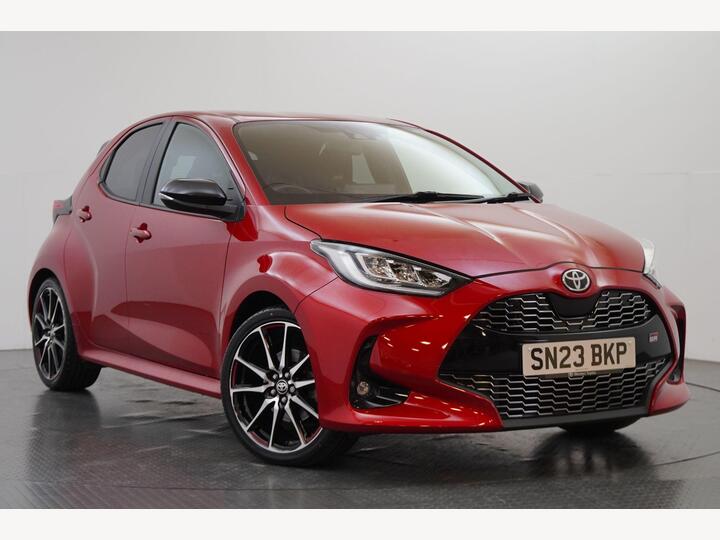 Toyota Yaris 1.5 VVT-h GR SPORT E-CVT Euro 6 (s/s) 5dr