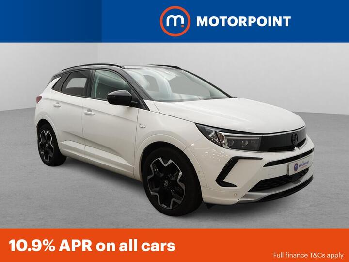 Vauxhall Grandland 1.6 14.2kWh Ultimate Auto Euro 6 (s/s) 5dr