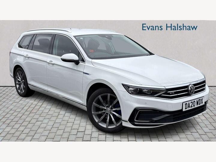 Volkswagen Passat 1.4 TSI 13kWh GTE Advance DSG Euro 6 (s/s) 5dr Volkswagen Passat 1.4 TSI 13kWh GTE Advance DSG Euro 6 (s/s) 5dr
