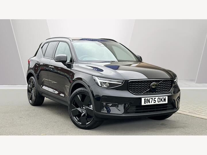 Volvo XC40 2.0 B4 MHEV Plus Black Edition DCT Auto Euro 6 (s/s) 5dr