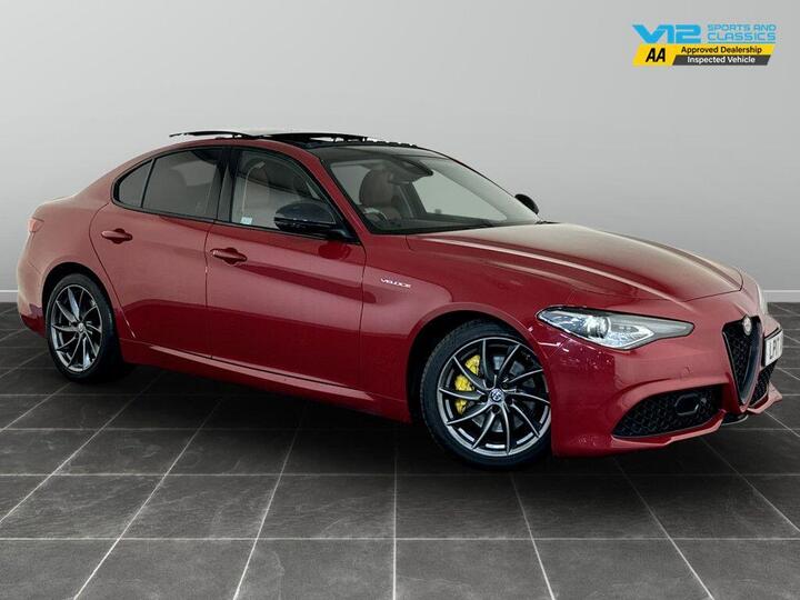 Alfa Romeo Giulia 2.0T Veloce Auto Euro 6 (s/s) 4dr Alfa Romeo Giulia 2.0T Veloce Auto Euro 6 (s/s) 4dr