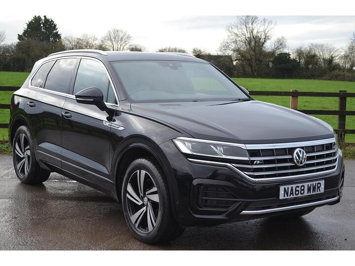 Volkswagen Touareg 3.0 TDI V6 R-Line Tech Tiptronic 4Motion Euro 6 (s/s) 5dr