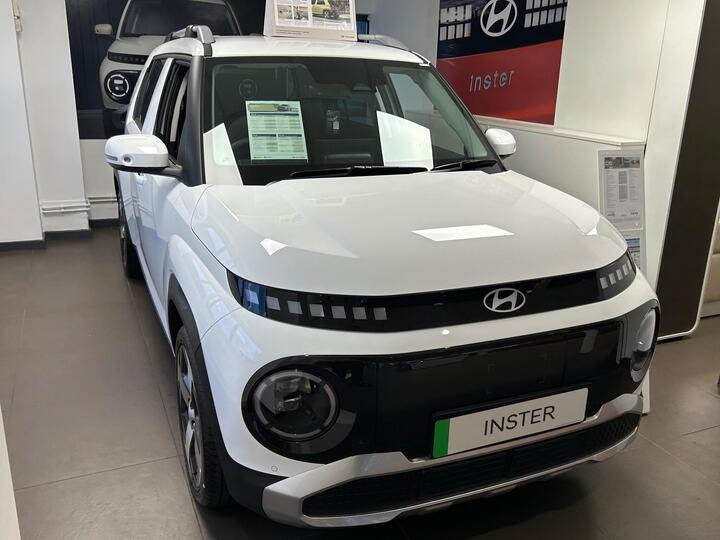 Hyundai INSTER Long Range 49kWh 02 Auto 5dr