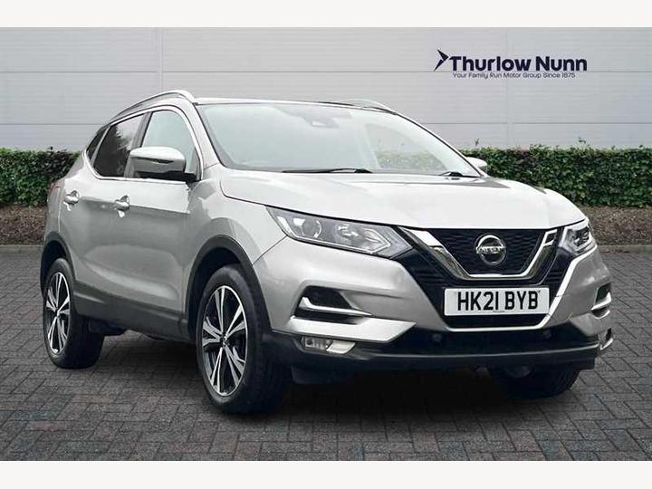 Nissan Qashqai 1.3 DIG-T N-Connecta Euro 6 (s/s) 5dr