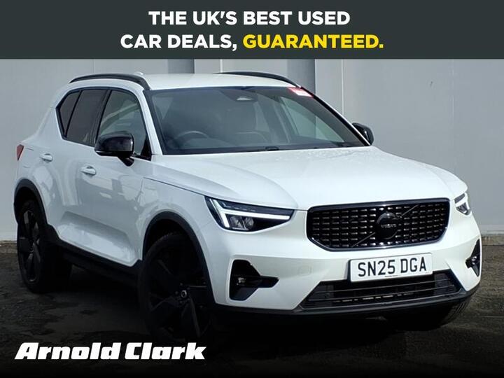 Volvo XC40 2.0 B3 MHEV Plus Black Edition DCT Auto Euro 6 (s/s) 5dr