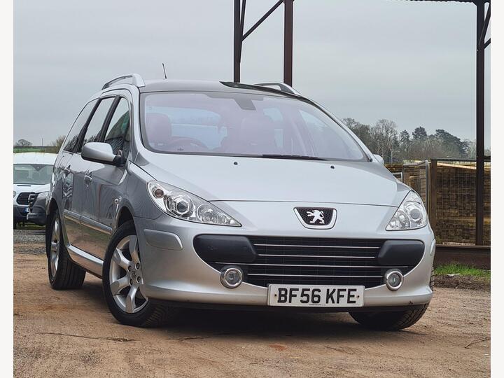 Peugeot 307 SW 1.6 HDi SE 5dr Peugeot 307 SW 1.6 HDi SE 5dr